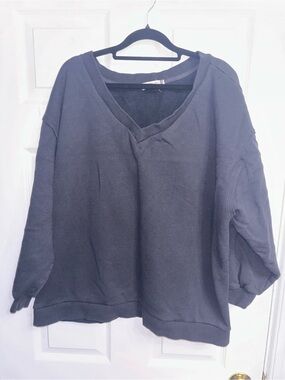 Jackson Rowe Relaxed V-Neck Sweatshirt - Black